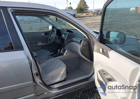 2009 Subaru Forester (Natl) X из США, поврежденный, VIN JF2SH61659H777152